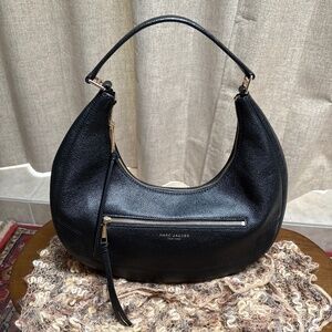 Michael Kors Pebbled Leather Half-Moon Zip Shoulder Bag –Black